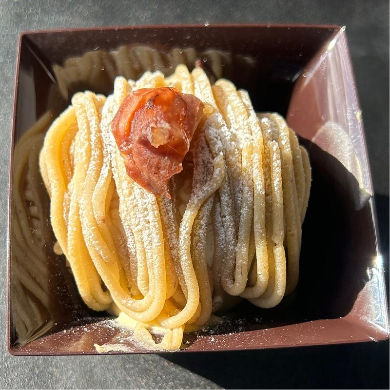 和栗のモンブラン(ティコラッテパティスリー香里園)