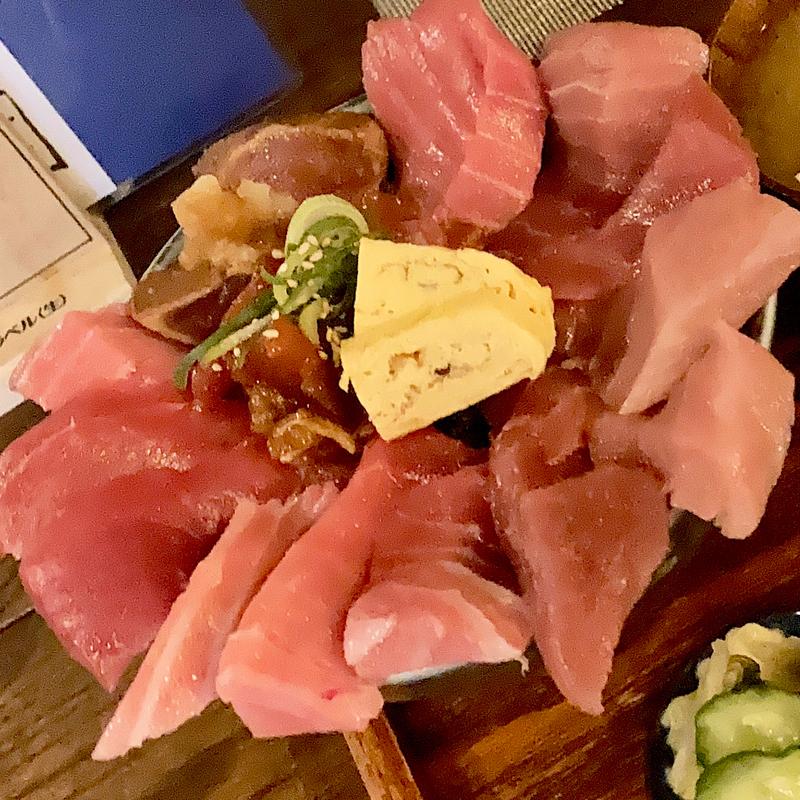 鮪づくし丼(お酒とご飯 たく)