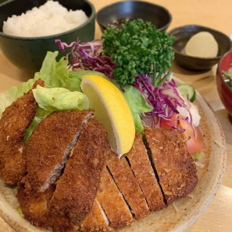 トンカツ定食(お食事処 さかえ)