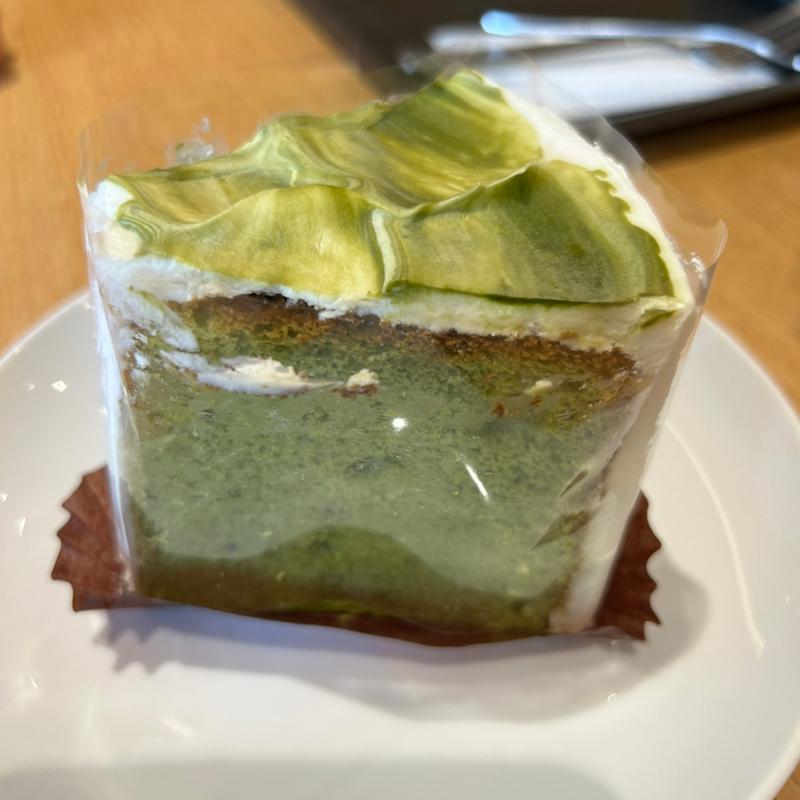宇治抹茶シフォンケーキ(スターバックスコーヒー ららぽーとEXPOCITY 店２階)
