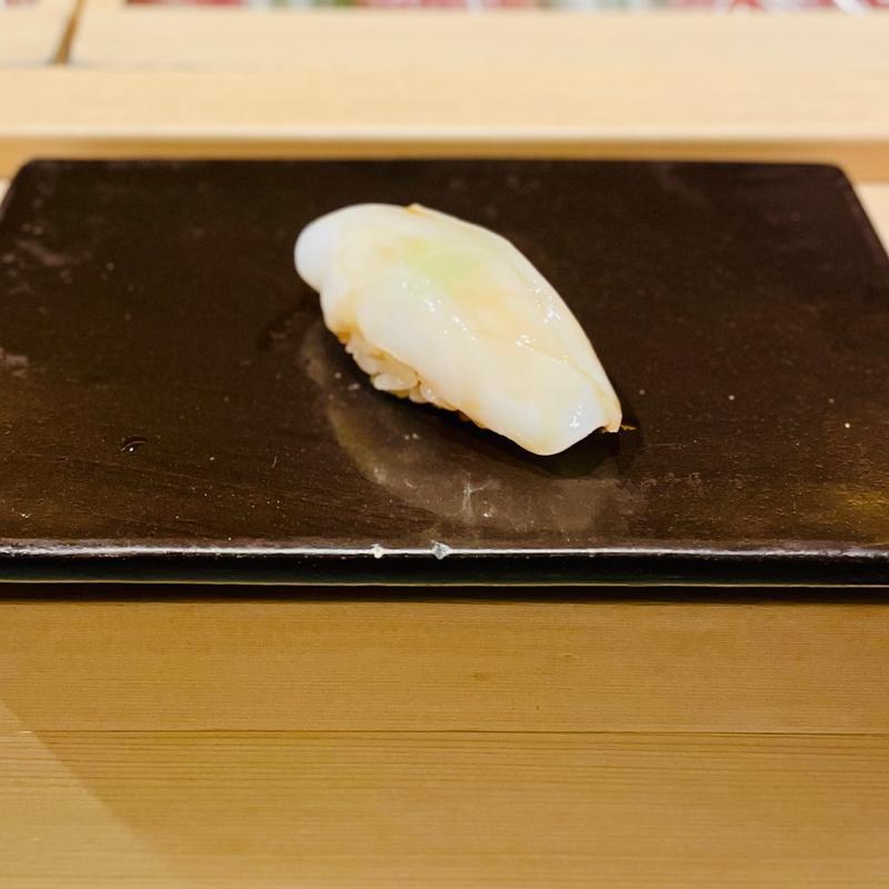 ランチ限定おまかせ握りコース　いか(意気な寿し処 阿部 青山店)