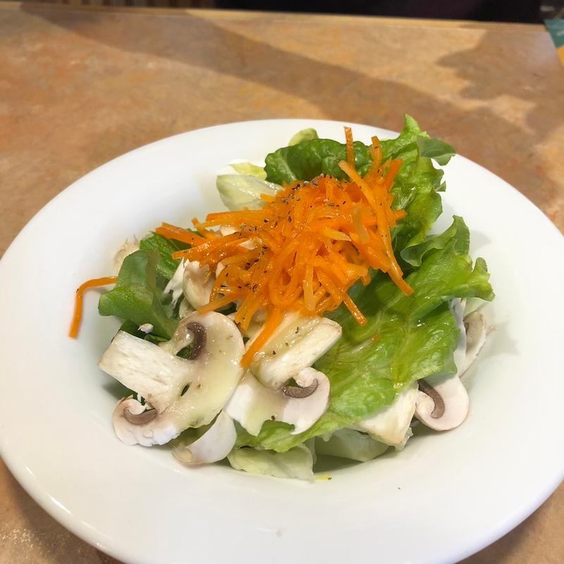 マッシュルームサラダ(フライングガーデン 足利店)