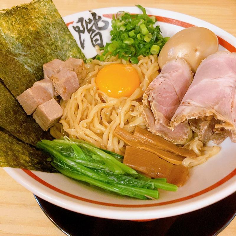 特製地鶏の鶏油まぜそば（冷）(ラーメン階杉 広島八丁堀店)