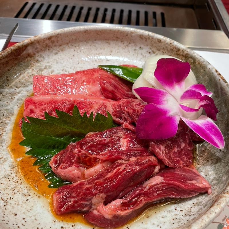 上カルビと上サガリ (さんか亭)