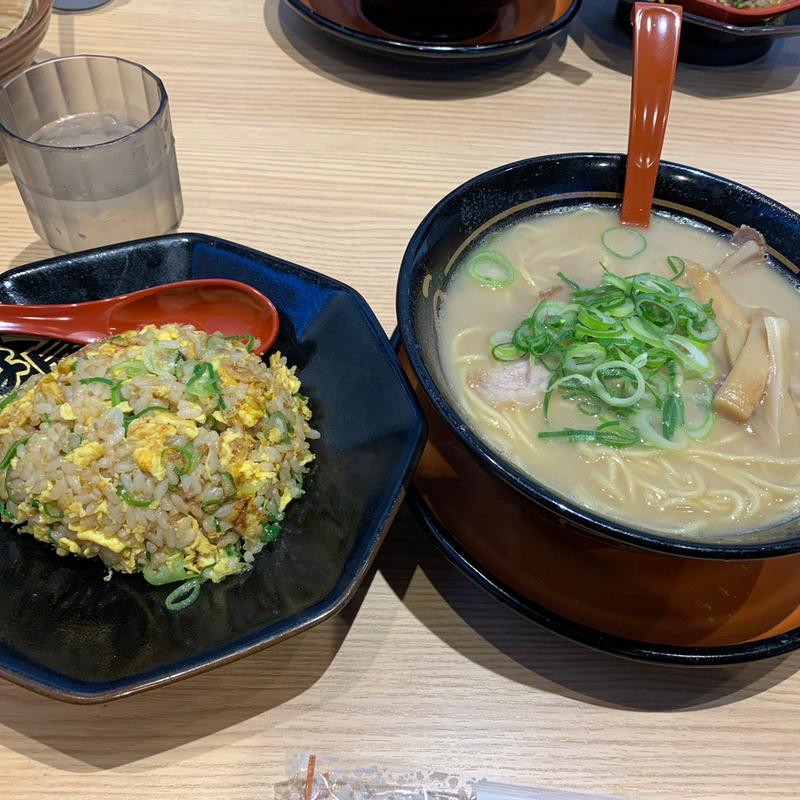 (うま屋ラーメン 各務原店 )
