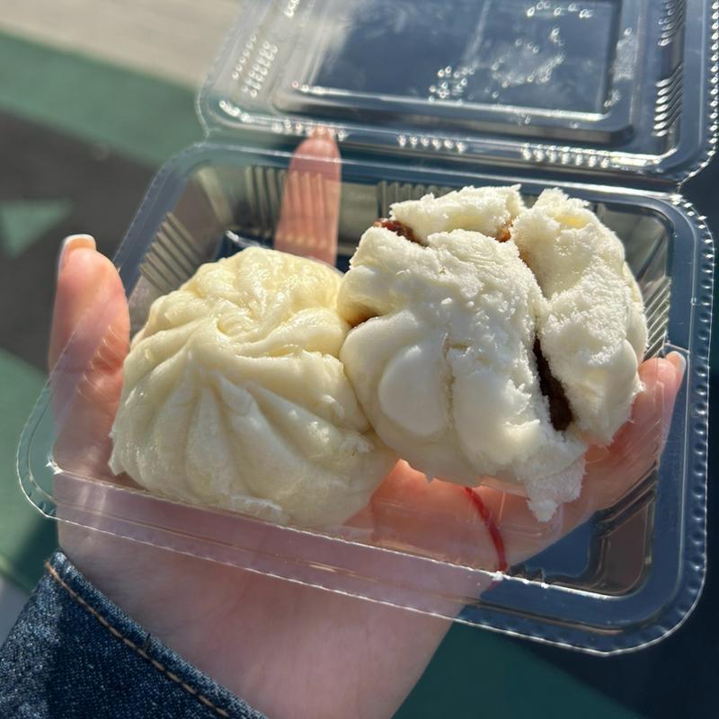 肉まん&チャーシューまん(皇朝 海老名サービスエリア下り店 )