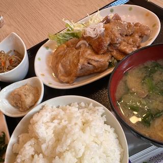 生姜焼きセット(定食屋とんとん)