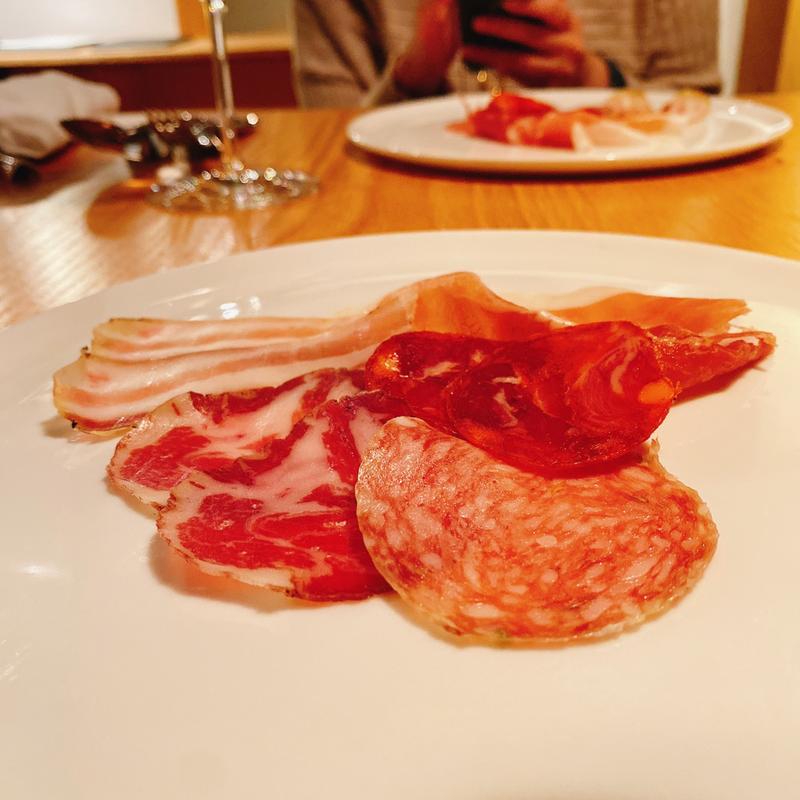 生ハム5種盛り(ソニャンド Sognando)