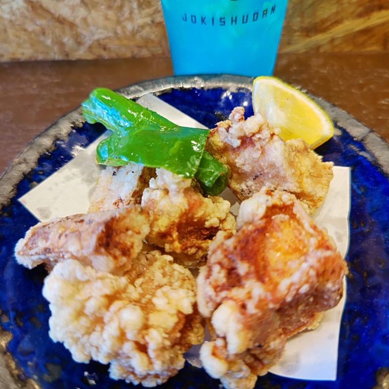 鶏もも肉の屋台風唐揚げ(蒸気集團)