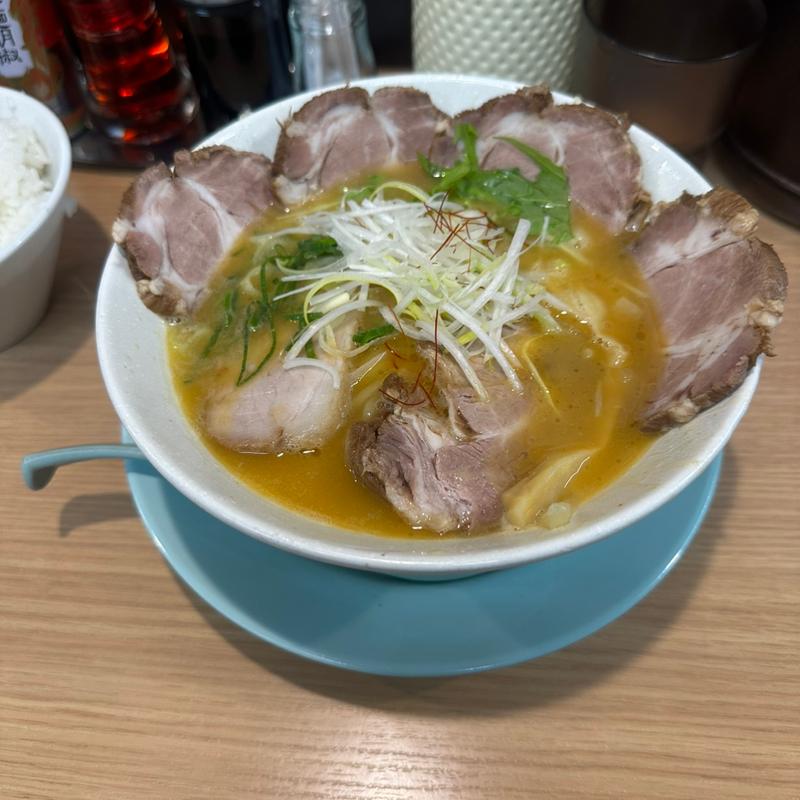 金の麦味噌ラーメンチャーシュー増し(布施 細見商店 )