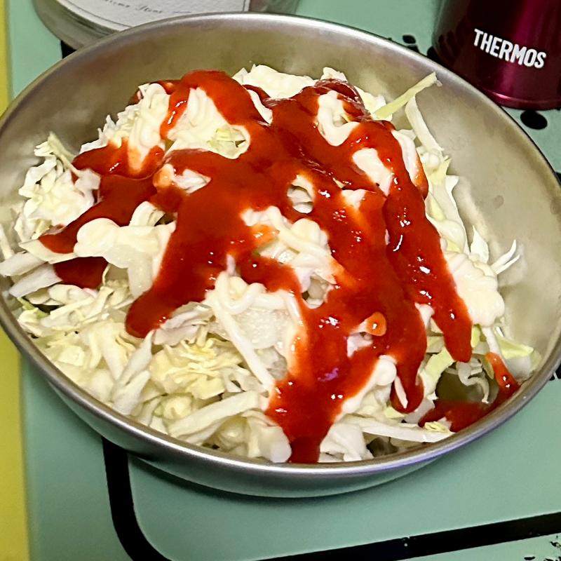 シラチャーソースサラダ(ベルクス 東墨田店)