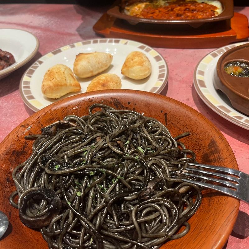 イカ墨のパスタ(サイゼリヤ 東淀川菅原店)