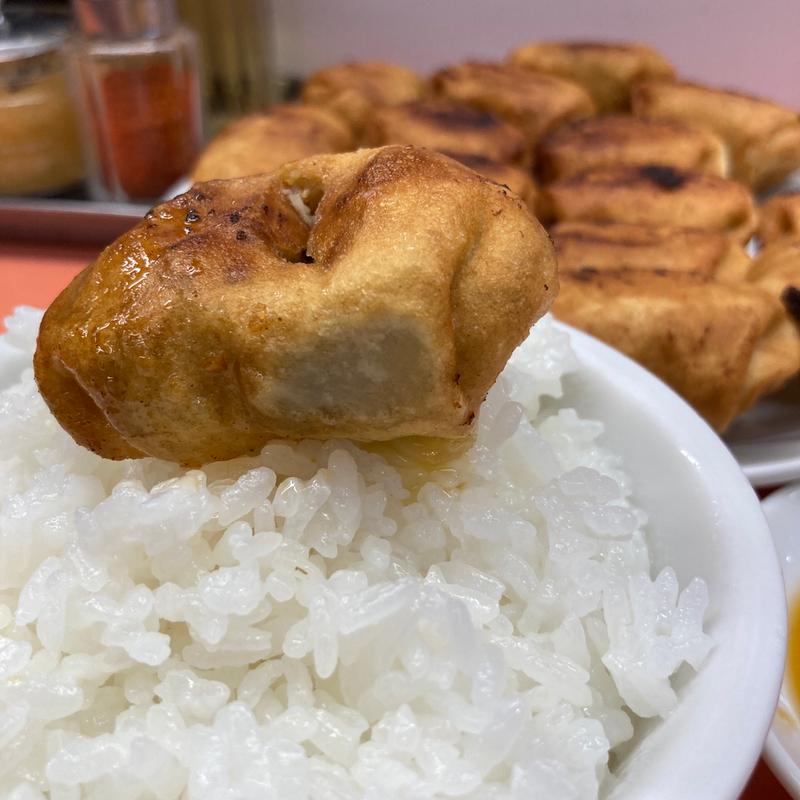 焼き餃子2人前（16個）(ギョウザ萬金 相模原店 （ギョウザマンキン）)