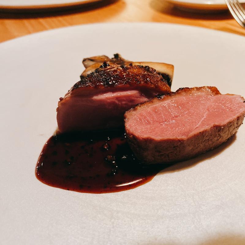 合鴨ロース 黒胡椒とハチミツのソース(ソニャンド Sognando)