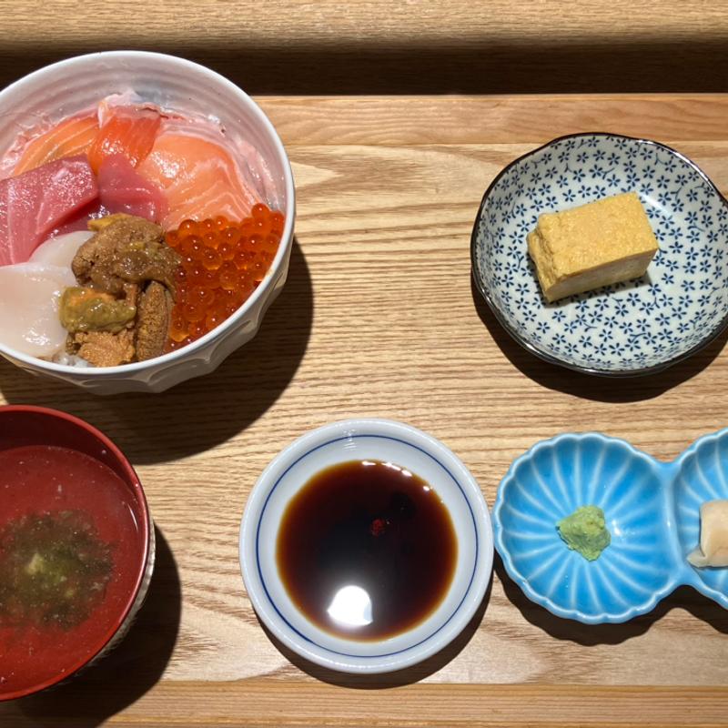 海鮮丼(みこ食堂)