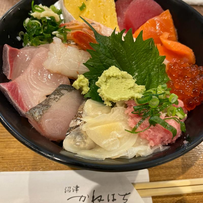 特選海鮮丼(沼津かねはち )