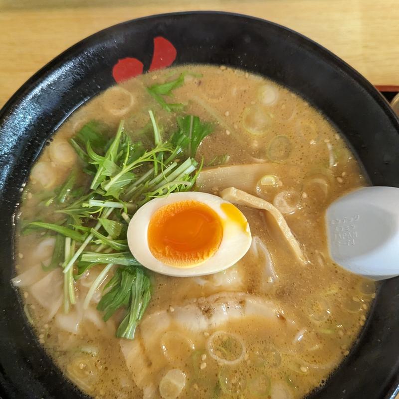 和風ごま味噌海老ワンタンメン（期間限定）(花鳥風月)