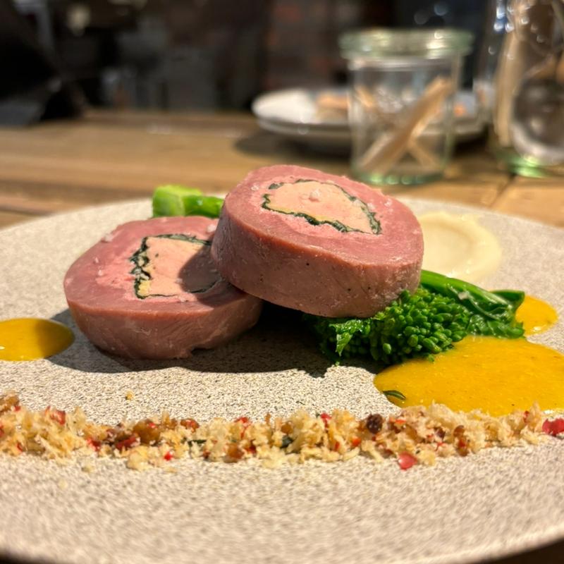 鴨とフォアグラのバロティーヌ(lumielune(ルミエルネ))