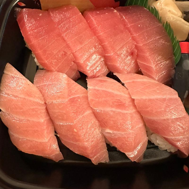 マグロにぎり(福寿司 （ふくずし）)