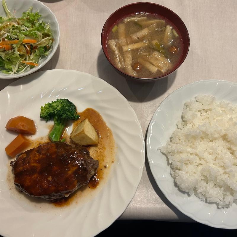 チーズ・ハンバーグステーキ(グリル赤井 )