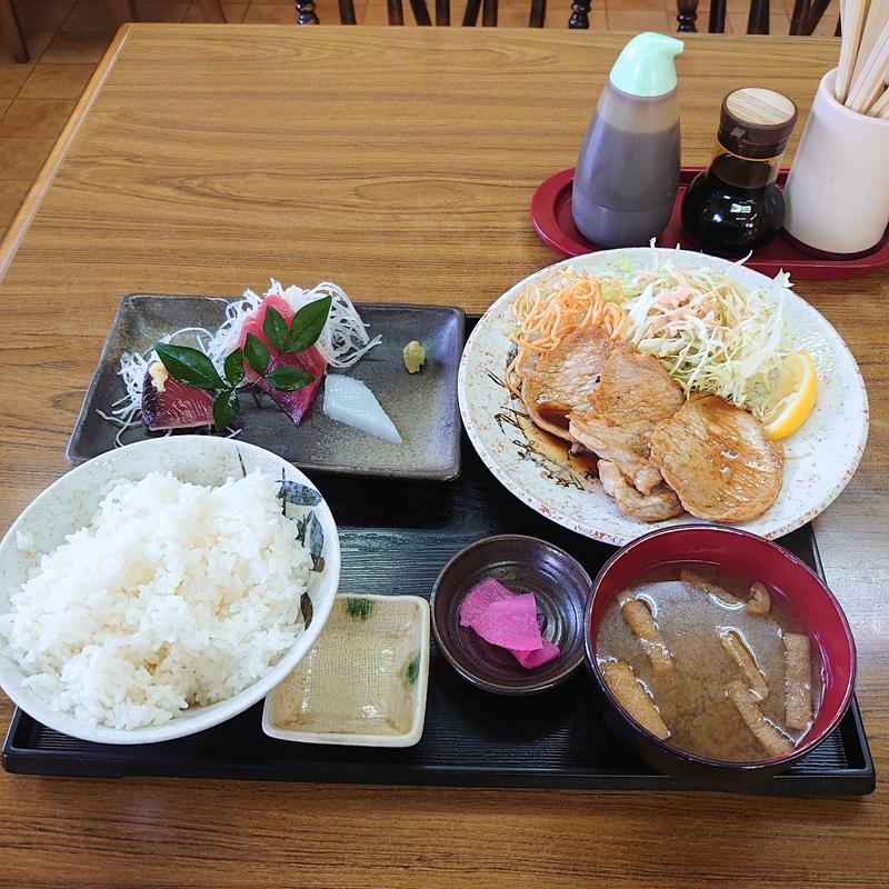 豚の生姜焼き刺身付(魚八 )