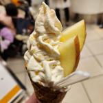 りんごソフトクリーム(ウォーターメロン)