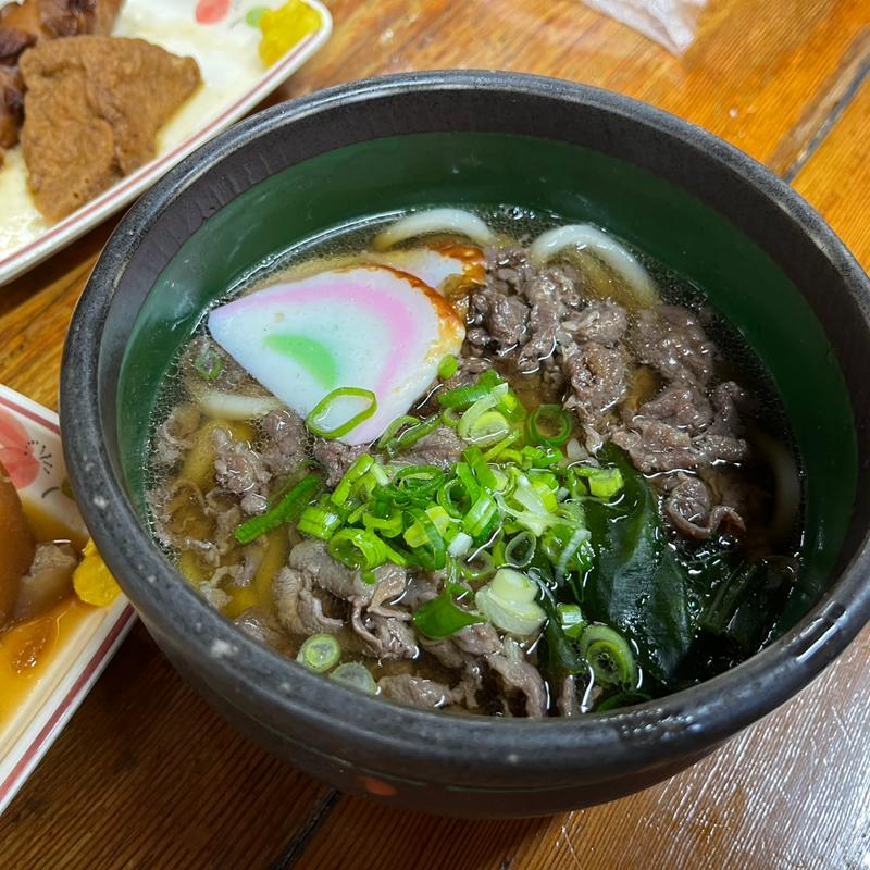 肉うどん(こんぴらうどん 富士 （ふじ）)