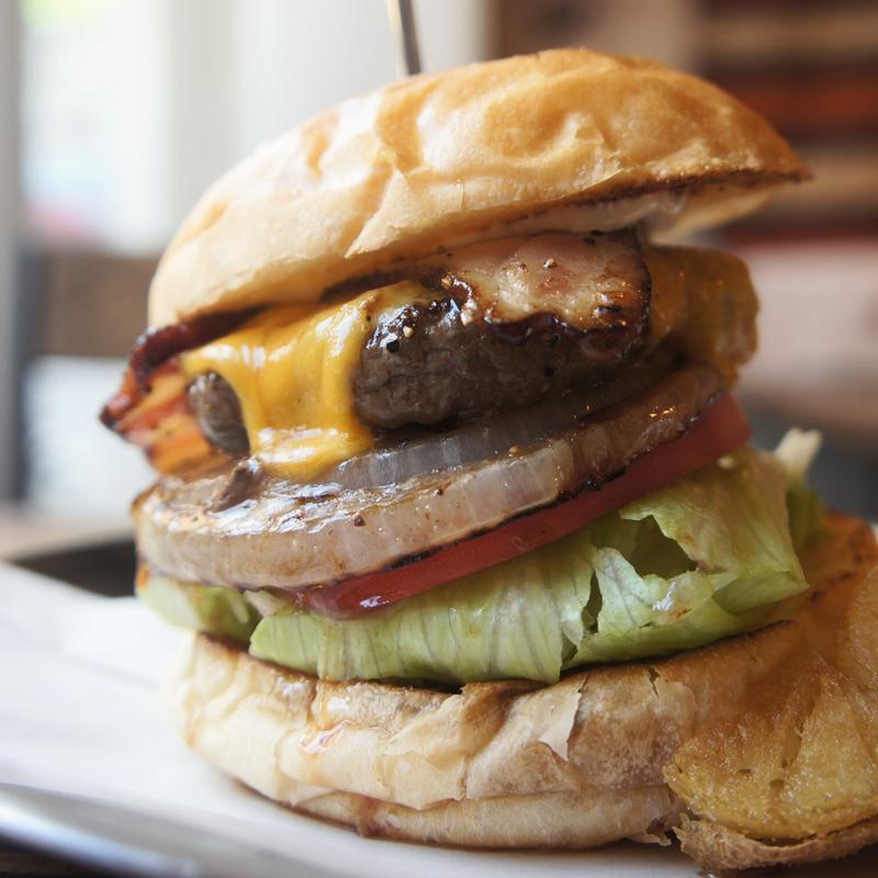 クラシックベーコンチーズバーガー(GOODTHANG TOKYO)