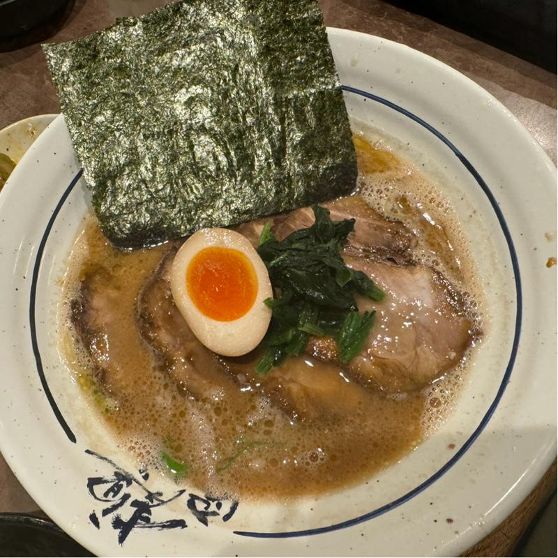 ラーメン(横濱家 すみれが丘店 （よこはまや）)