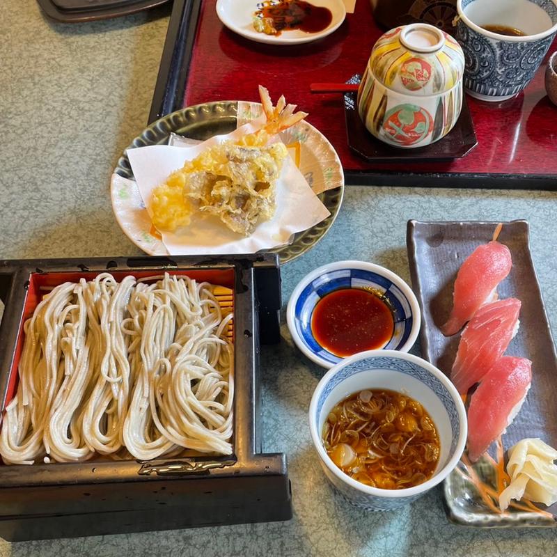 天へぎ　まぐろ寿司3貫(小嶋屋総本店 県央店 )