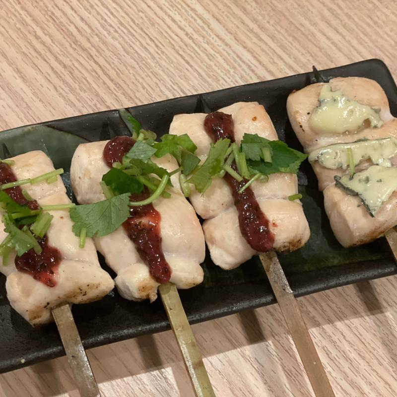 ささみ(梅とブルーチーズ)(焼鳥と和味 もり田)