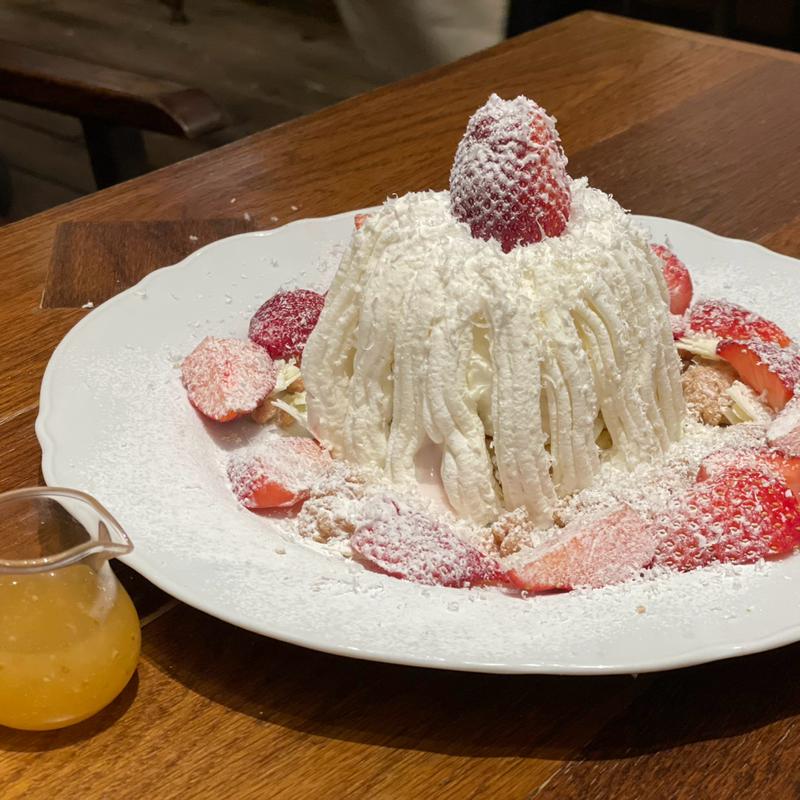 ゆずいちごのスノーモンブランパンケーキセット(苺いっぱいスペシャルバージョン)(J.S. PANCAKE CAFE マークイズみなとみらい店)