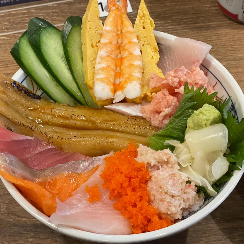 海鮮こぼれ丼(磯丸水産 相模大野店)