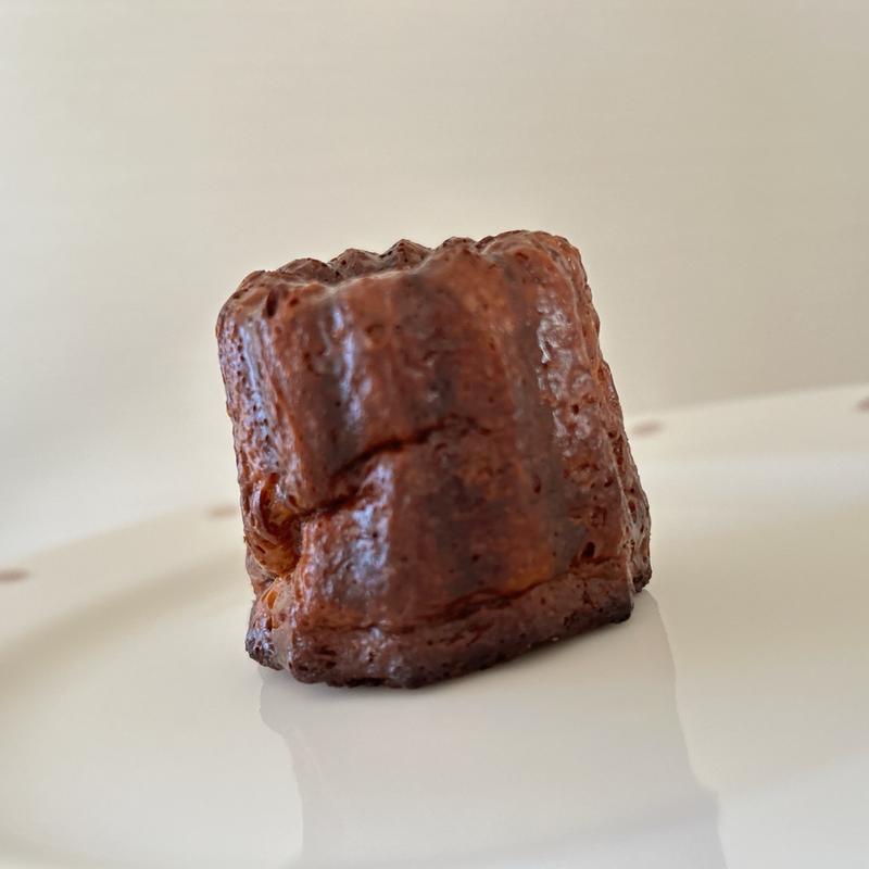 訳ありカヌレ(パティスリーハヤトヤマダ)