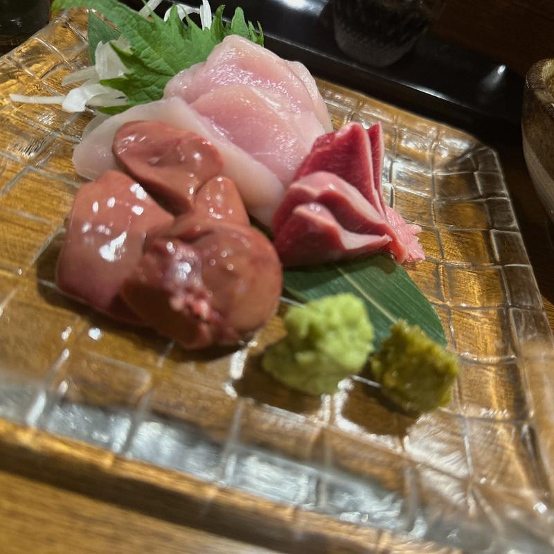 鶏刺し(宮崎 地どり家)