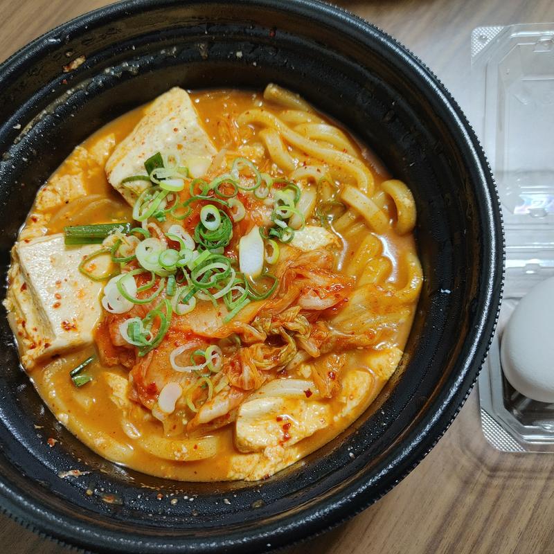 キムチスンドゥブうどん(とんかつ専門店 かさねや市川店)