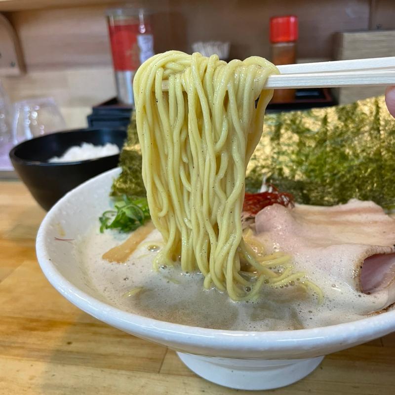 濃厚とんこつ(麺や弐凛)