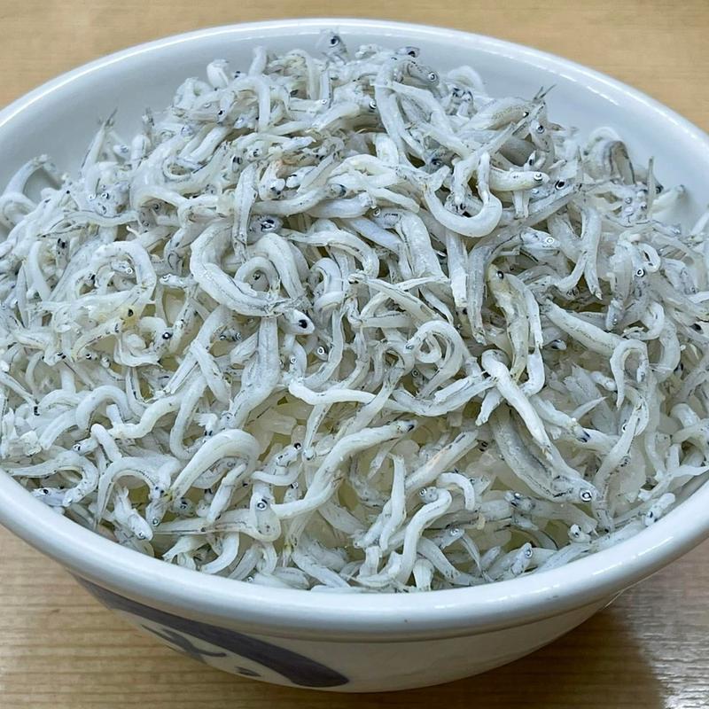 めし 大 みそ汁 しらす 生卵(一冨士)