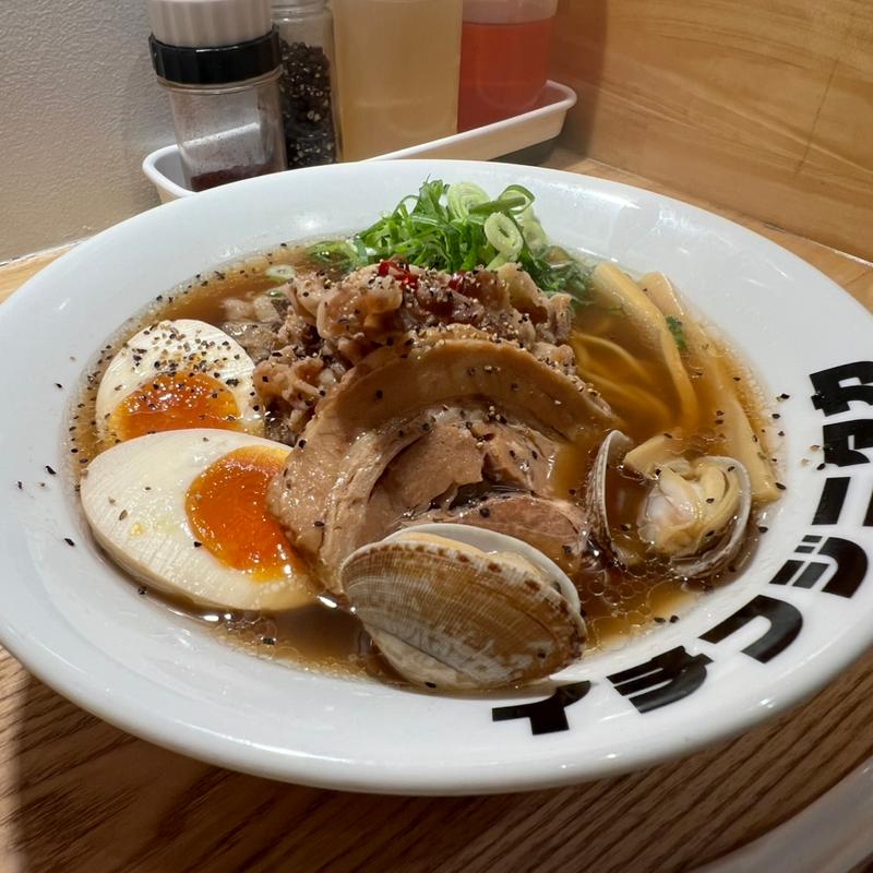 アサリパンチ肉のせ(中華そば イチフジニタカ 伏見店)