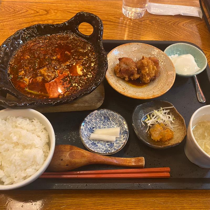 四川麻婆豆腐定食(麻辣専門店サカホンキッチン)