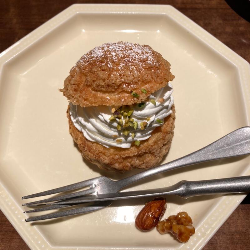 シュークリーム(ドトール珈琲店 亀有駅前店

)