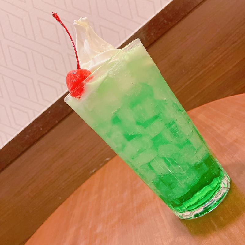 昭和レトロクリームソーダ(サンマルクカフェ 西武新宿ぺぺ店)