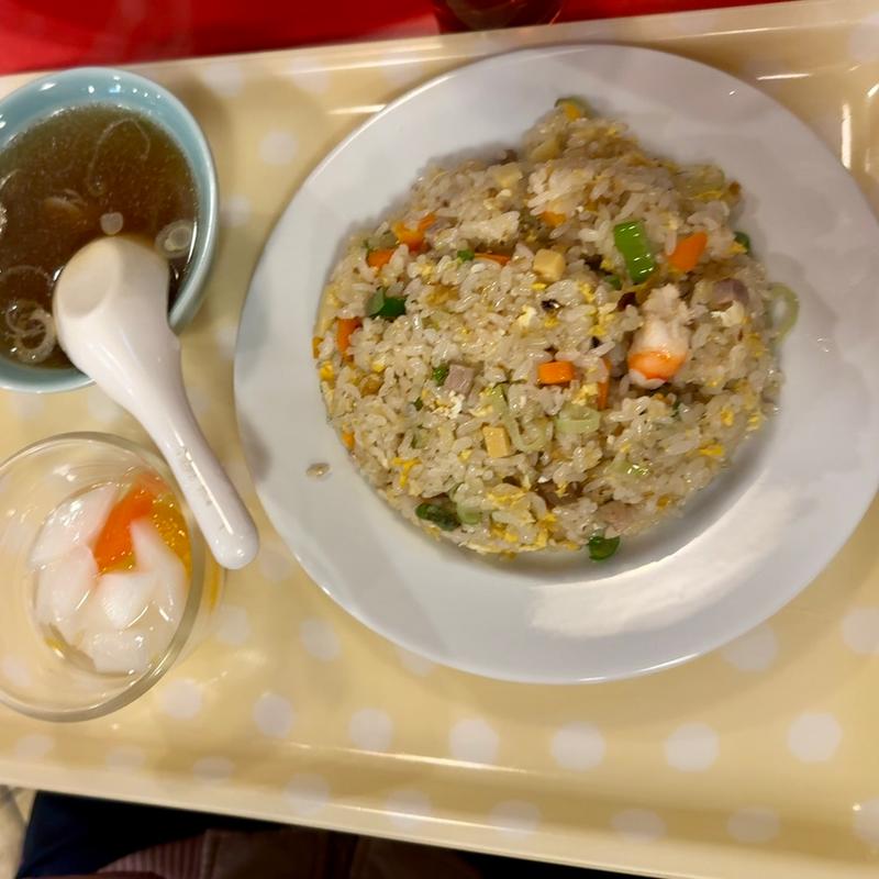 什錦炒飯(五目チャーハン)(一兆)