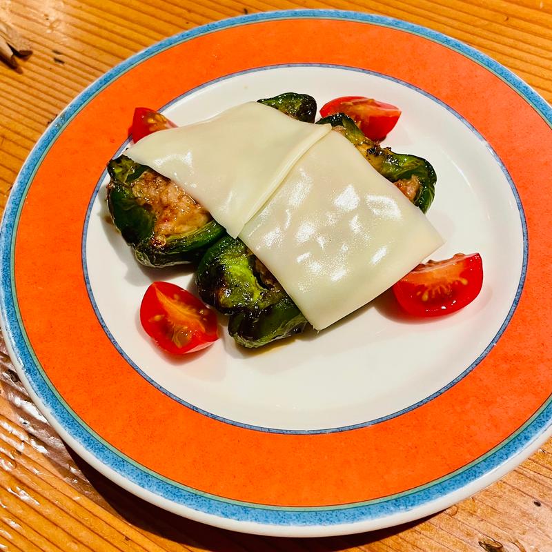 最後に決めたピーマンの肉詰め(炭火焼鳥酒房 和光市のおっ鳥家)