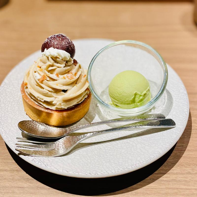 和栗と抹茶のモンブランタルト(神楽坂 茶寮 本店)