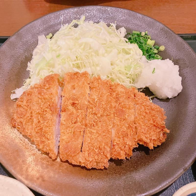 とんかつ定食(旬彩庵しおん)