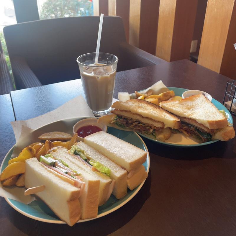 ミックスサンド➕きんぴらごぼうと竜田揚げサンド(大山珈琲 大美野店)