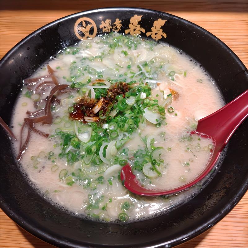 黒  ラーメン(博多喜喜　 （HAKATAKIKI）)