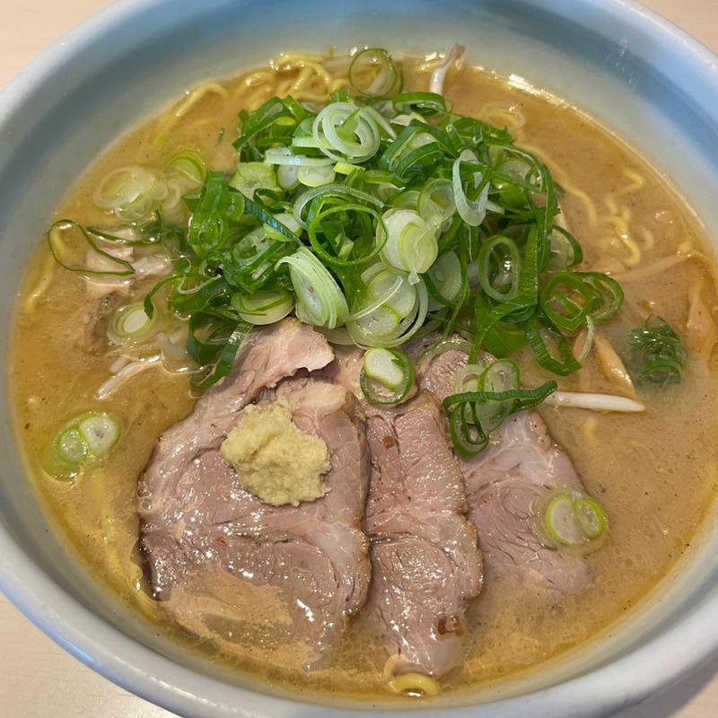 味噌ラーメン　ネギ増し(IORI (イオリ))