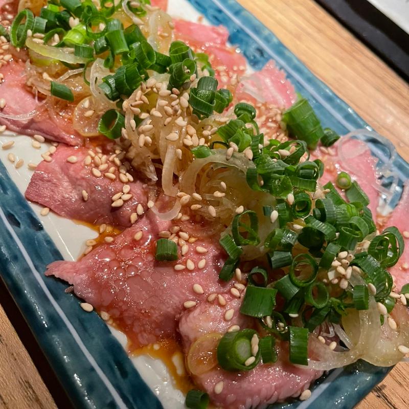 たん刺し(もつ焼き 煮込み 三六 赤坂店)